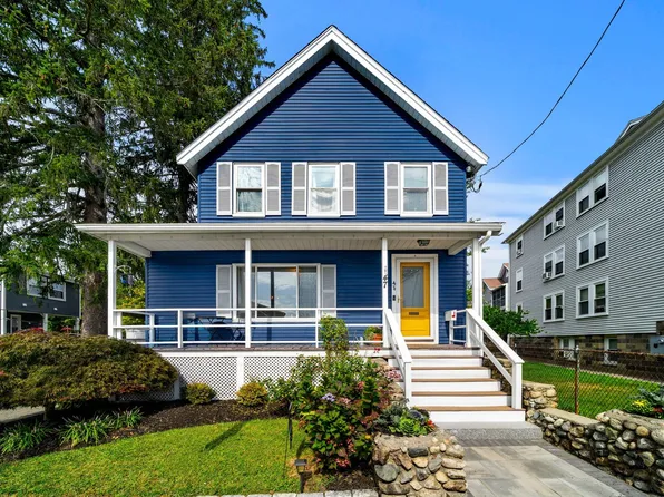 47 Sanford St, Melrose, MA 02176