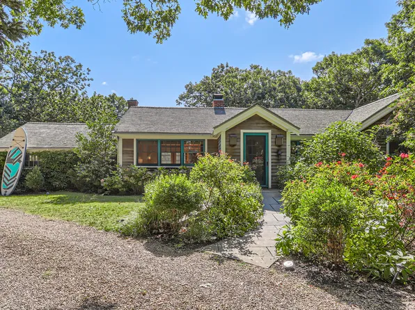 82 South Rd, Chilmark, MA 02535