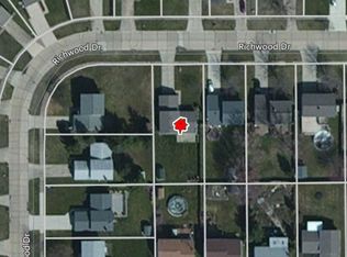 7866 Richwood Dr, Mentor On The Lake, OH 44060