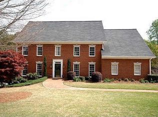 725 Amster Green Dr, Sandy Springs, GA 30350