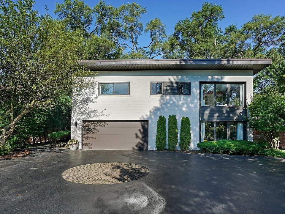 1st image of 926 Forestway Dr
