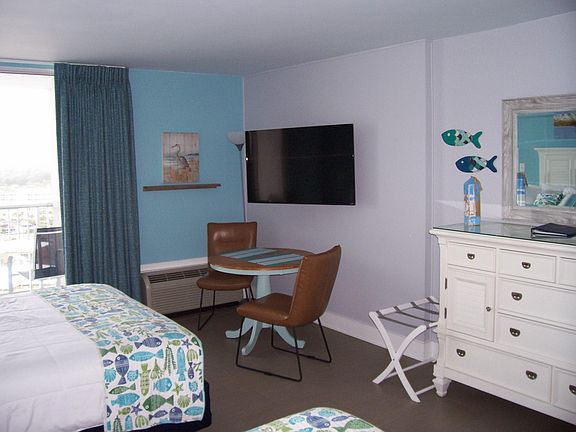 4th image of 9550 Shore Dr. #1405