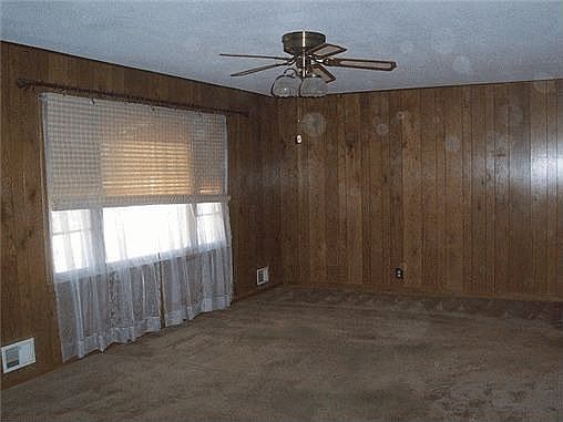 2nd image of 2510 N 85th St