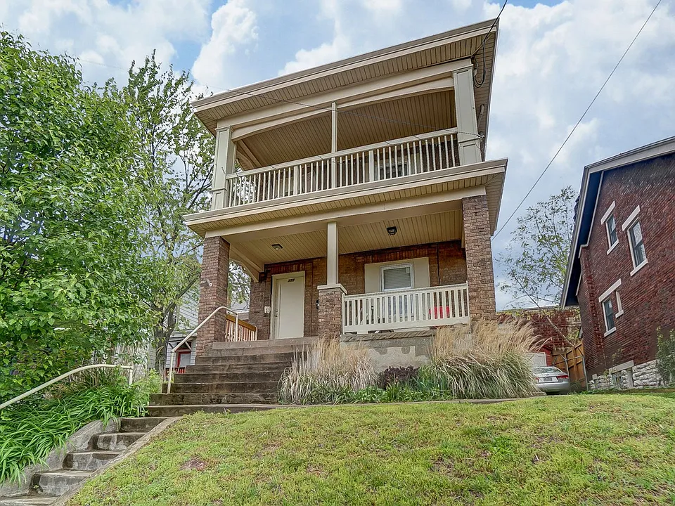 350 Volkert Ave