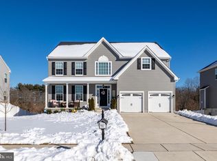 352 Staggerbush Rd, Williamstown, NJ 08094