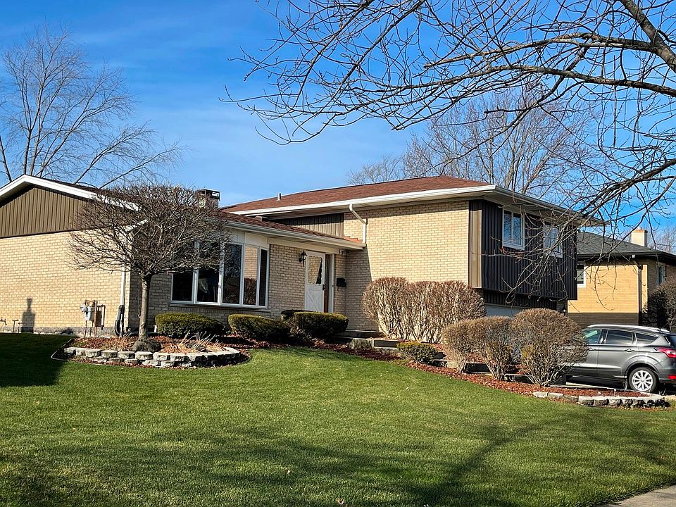 1st image of 15224 Linden Dr