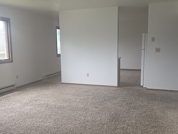 2nd image of 4 Todd Ct APT 3