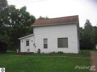 4346 E River Rd, Mt Pleasant, MI 48858