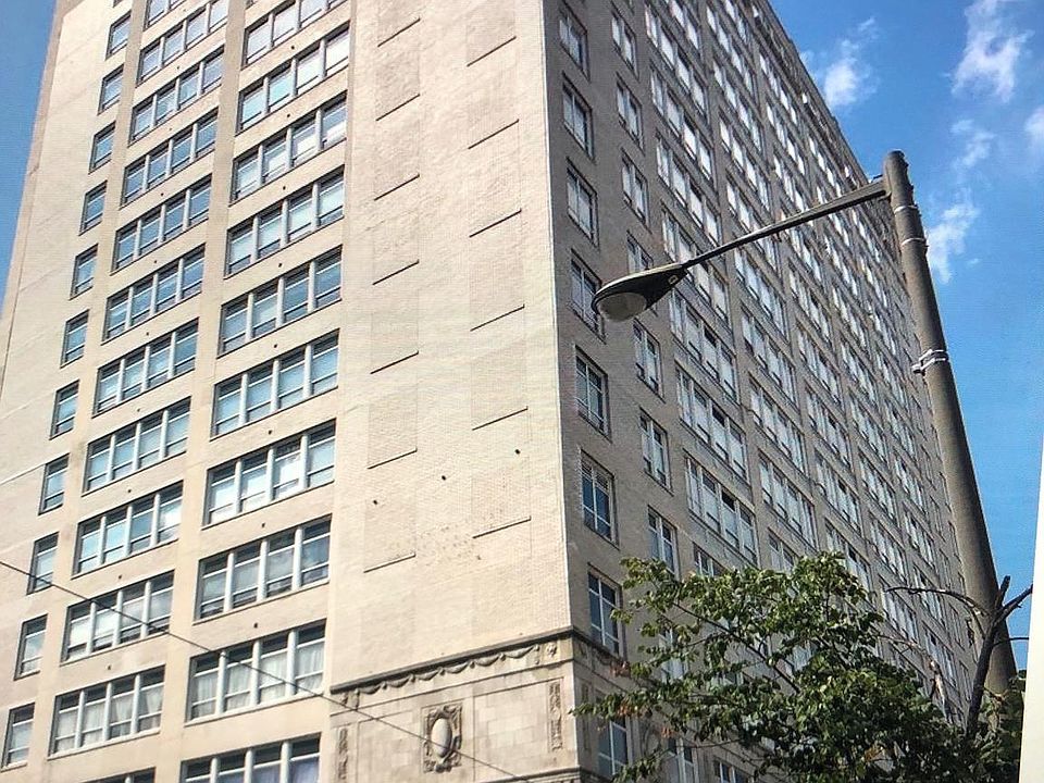 1st image of 1100 Vine St APT 1501