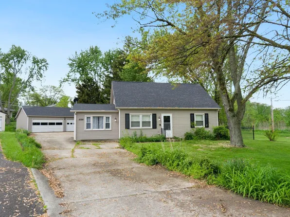 5325 Crandon Ln, Fort Wayne, IN 46804