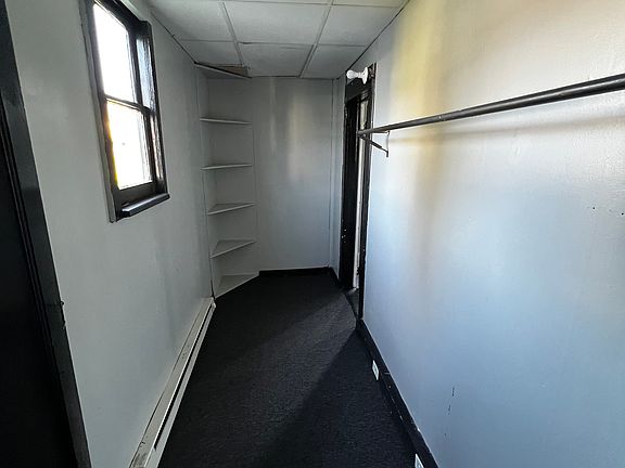 4th image of 49 Bennett St #102