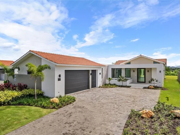 939 Isla Norte, Dorado, PR 00646