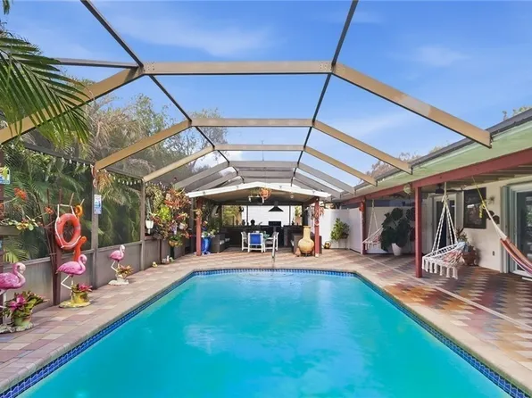 208 Daleview Ave, Lehigh Acres, FL 33936