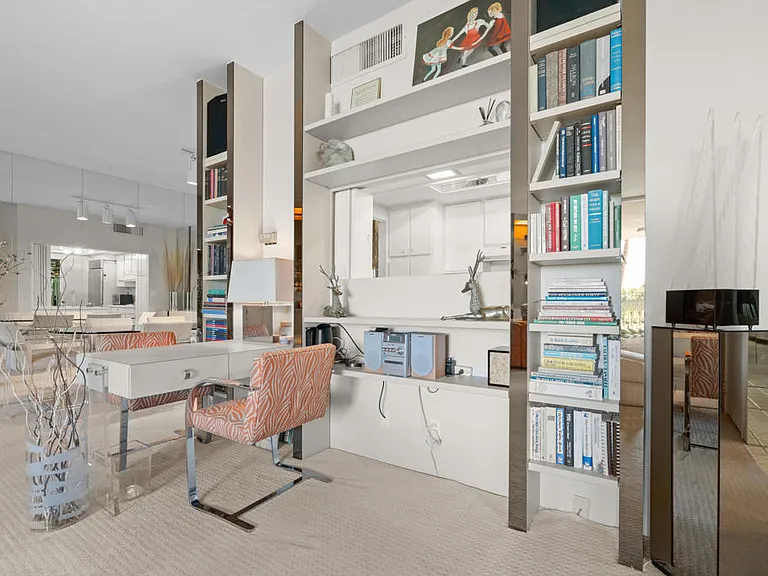 900 Island Dr #507 — Photo 13