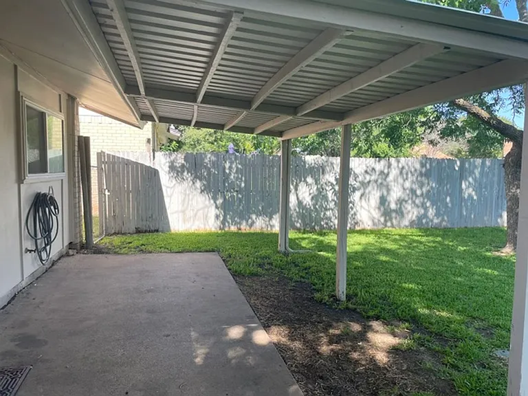 7208 Southridge Trl — Photo 20