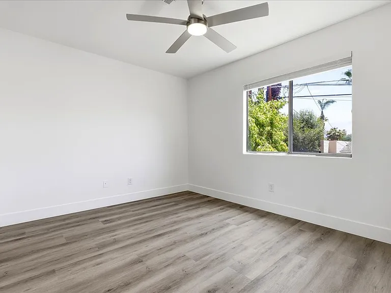 44441 San Rafael Avenue — Photo 7