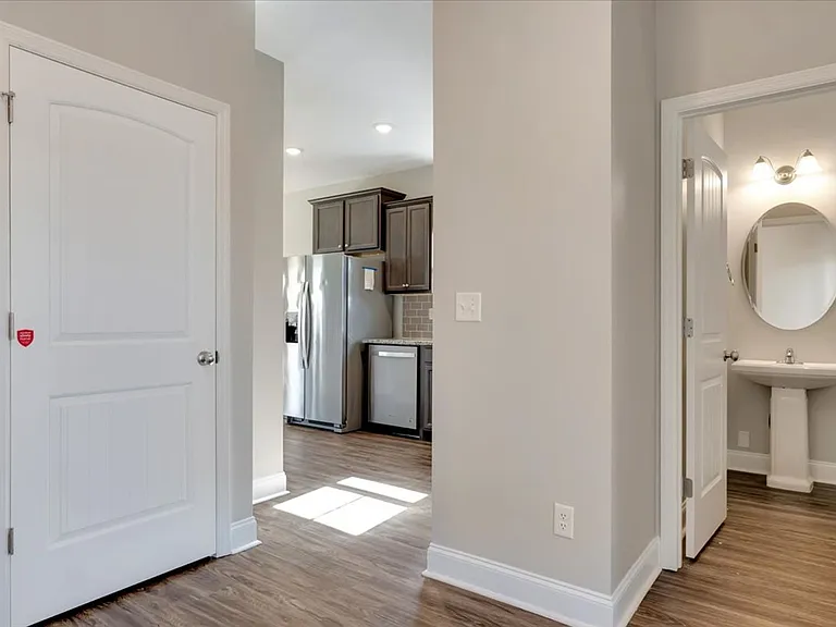 3888 Harper Franklin Ave — Photo 5