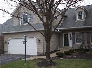 23 Greystone #B, Poland, OH 44514