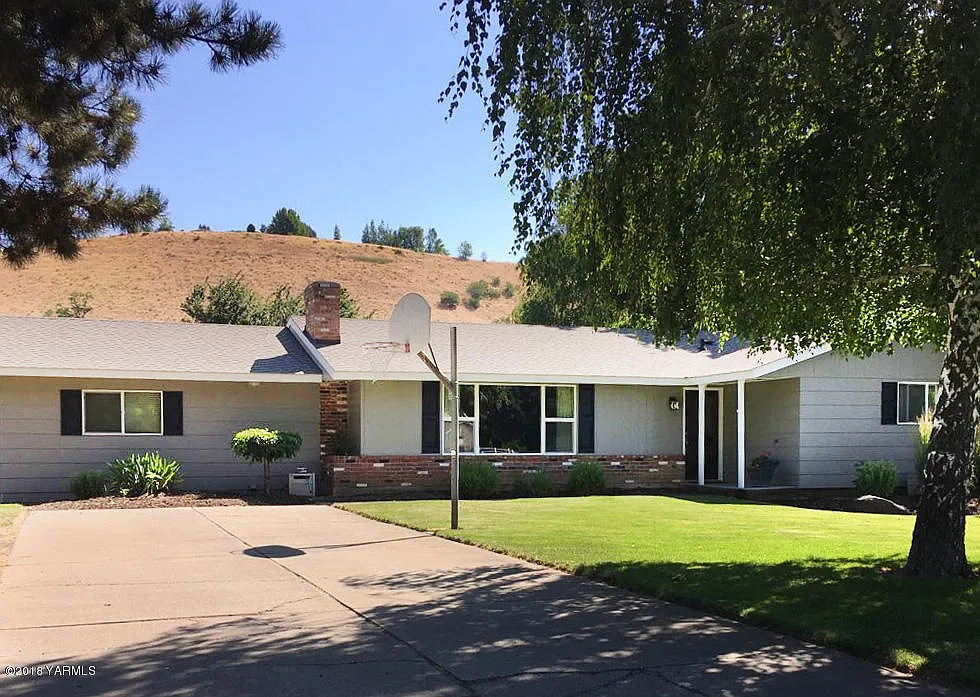 201 Green Meadows Dr photo 1