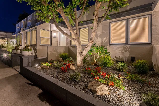 1 bed, 760 sqft, $2,725 — Photo 1