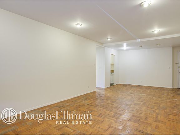 5th image of 16 Stoner Ave APT 1B