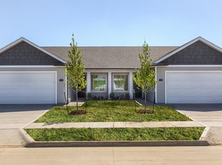 2228 Legacy Dr, Norwalk, IA 50211