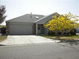 1761 Blueberry Dr NE, Rio Rancho, NM 87144