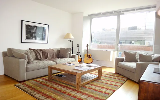 Rented by Town Residential | media 27