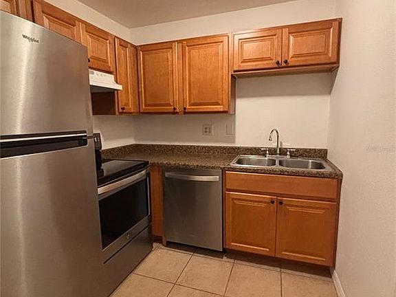 3rd image of 6519 W Newberry Rd #604