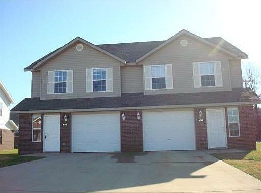1st image of 872 Meadowlands Dr