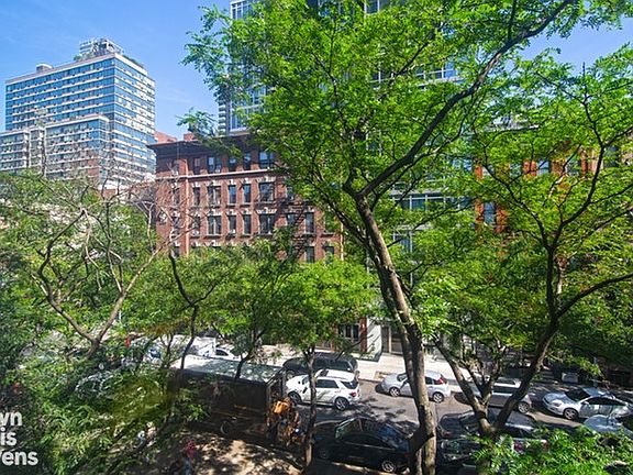 5th image of 1632 2nd Ave #306