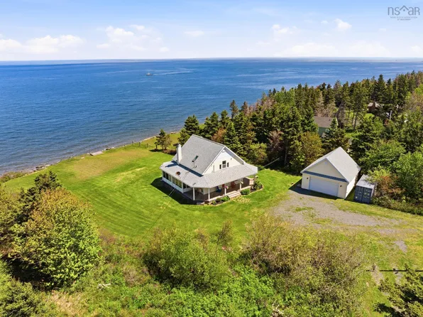 889 Blue Sea Rd, Cumberland, NS B0K 1E0