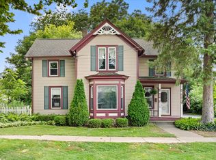 116 Spring St, Cary, IL 60013