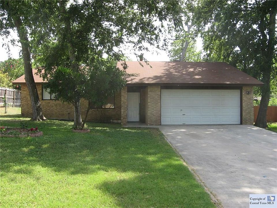 1st image of 132 Woods End