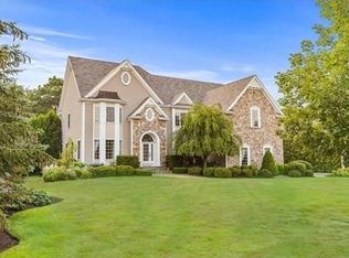 12 Connelly Hill Rd, Hopkinton, MA 01748