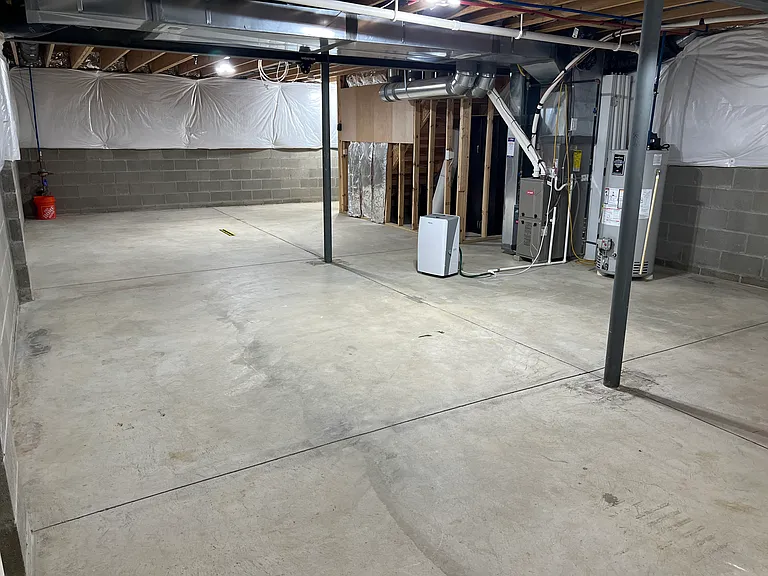800 Heyl Ave — Photo 30