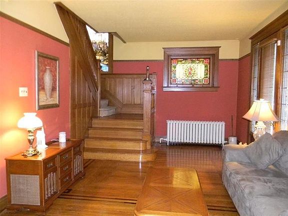 5th image of 4203 Forest Ave