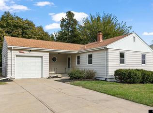 4032 Mary St, Omaha, NE 68112