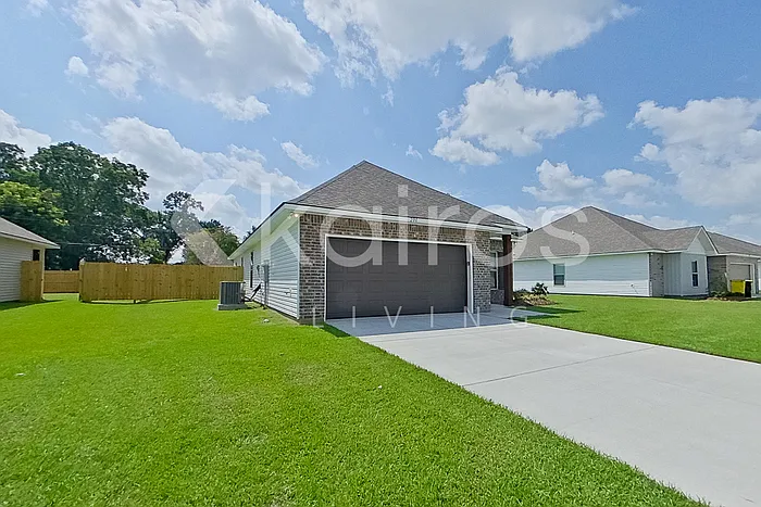 200 Acoustic Ln — Photo 2
