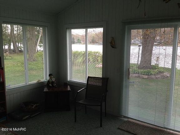 5th image of 9731 E School Section Lake Dr