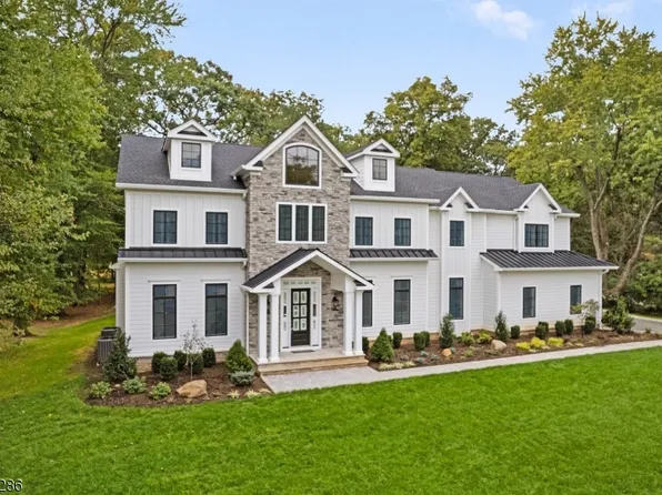 7 Woodcrest Rd, Florham Park Boro, NJ 07932