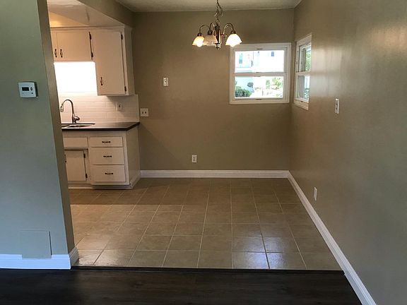 3rd image of 224 W Olive St APT 1