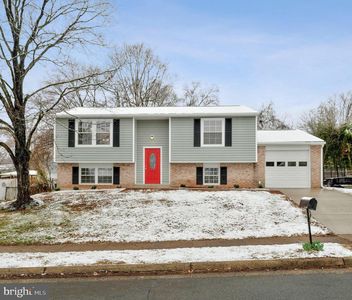 709 N Belfort St, Sterling, VA, 20164