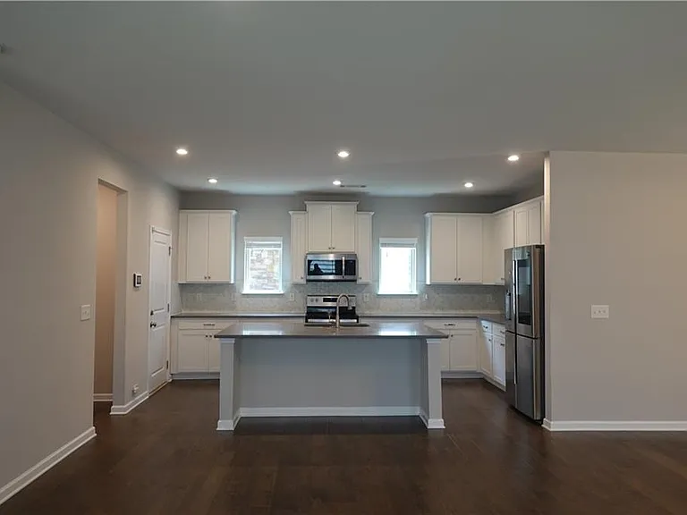 2719 Morgan Spring Trl — Photo 7
