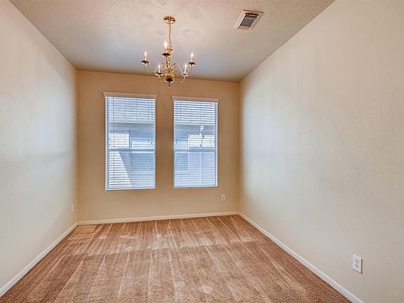 3rd image of 19546 Hickory Meadow Ln