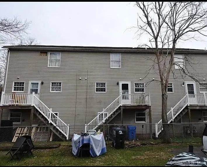 4 bed, 1.5 bath, 1500 sqft, $2,850 — Photo 2