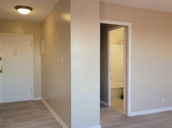 285 Aycrigg Ave APT 17F, Passaic, NJ 07055