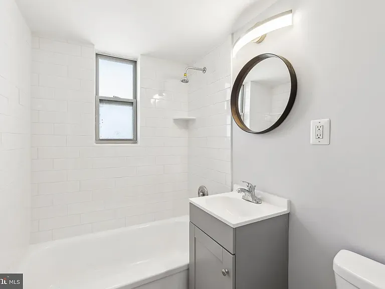 1112 Savannah St SE #31 — Photo 3