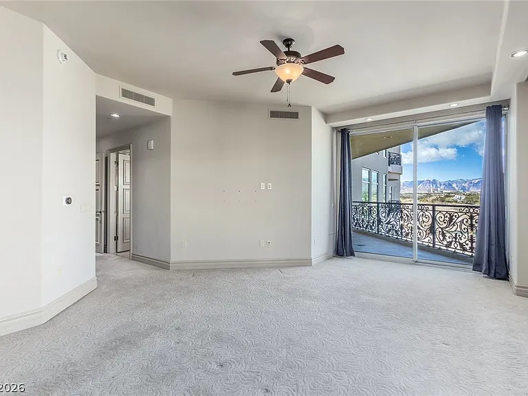9103 Alta Dr #703 — Photo 30