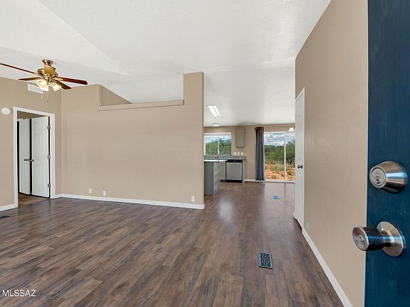 4th image of 232 N Wildcat Pl